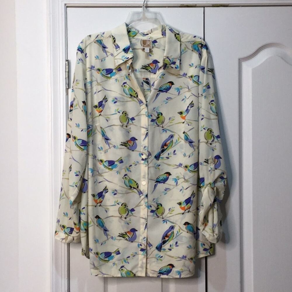 JM collection 20w cream bird blouse worn once